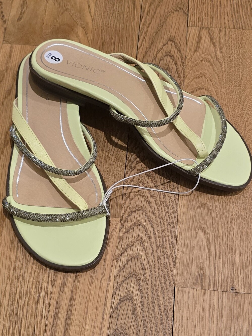 New Without Box VIONIC Prism leather sandals Pale Lime Sz 8 - Picture 5 of 8